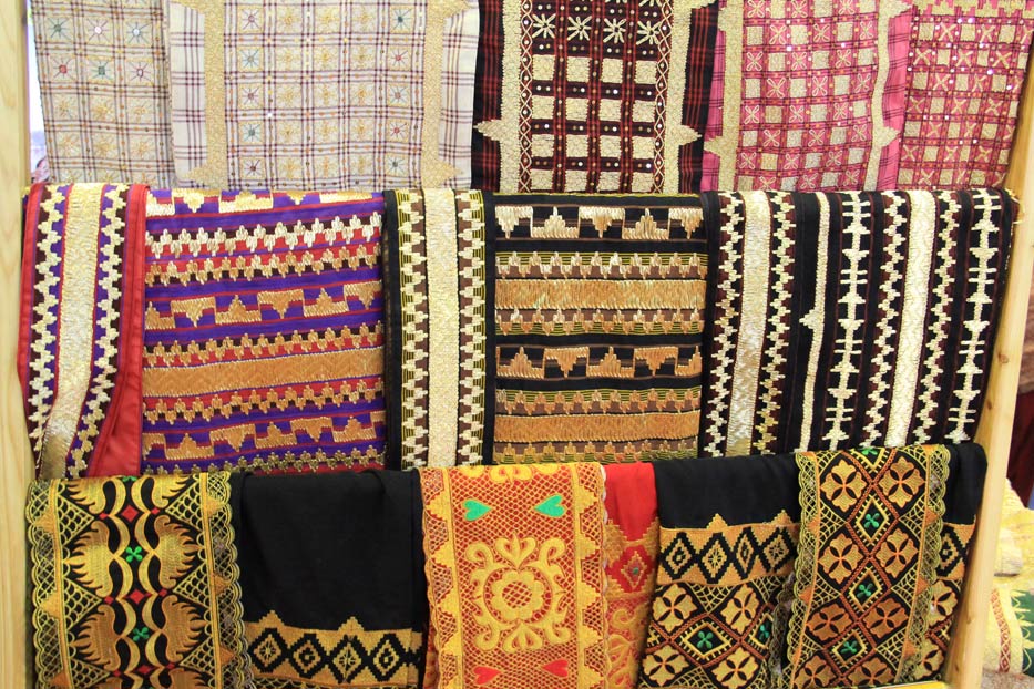 Kerajinan Tapis Lampung